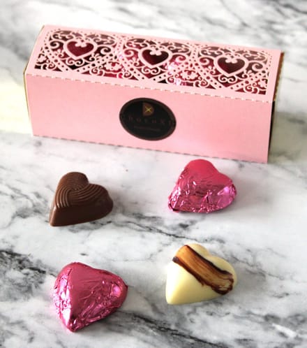 Chocolade geschenk - Hart chocolade cadeau - Fairtrade chocolade kado - Handgemaakte chocolade hartjes