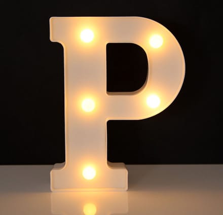 Lichtgevende Letter P - 16 cm - Wit - LED