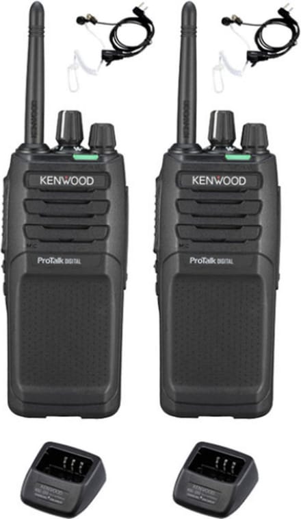Set van 2 Kenwood TK-3701D met beveiliging oortje en tafellader