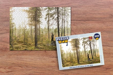 Puzzel Een man is op jacht in het bos - Legpuzzel - Puzzel 500 stukjes