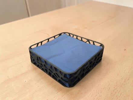 Moderne 3D Geprinte Servethouder – Inclusief Servetten – Zwart Design