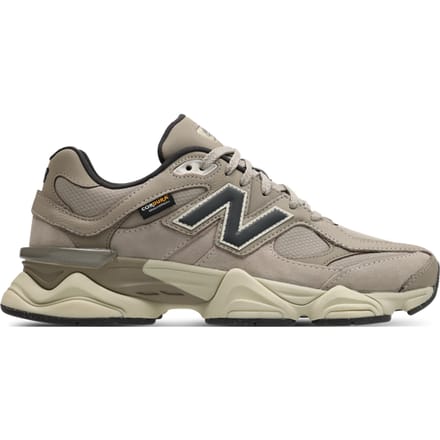 New Balance 9060 - Sneakers - Maat 42 - Black Castlerock - 9060 - Lifestyle - Unisex Sneakers