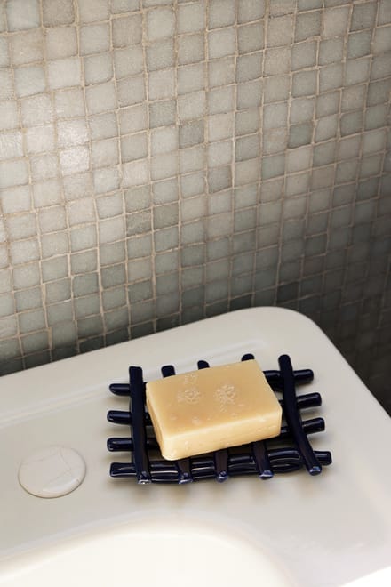 Ferm Living Ceramic Zeepbakje - blauw