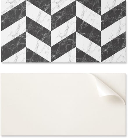 Zelfklevend vinylpaneel met decoratieve print, 120x60 cm, marmervisgraatpatroon.