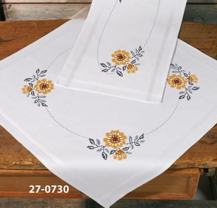 Permin borduurpakket tafelkleed bloemen 27-0730 voorbedrukt