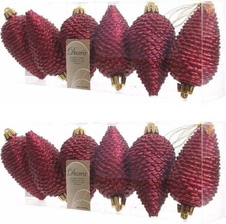 Decoris Kersthangers dennenappels - 12x - donkerrood - glitter - 8 cm - kunststof - kerstversiering