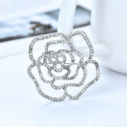 Broche Alliance Guirlande Avec Strass, Corsage Créatif Pour Vêtements Broche Fleur Rose Entièrement Strassée white