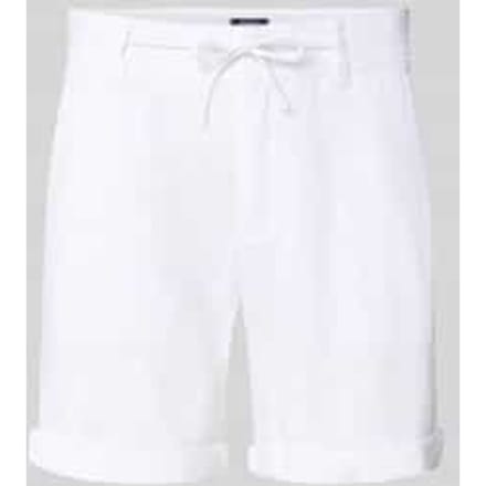 Linenshorts met strikceintuur en achterzakken