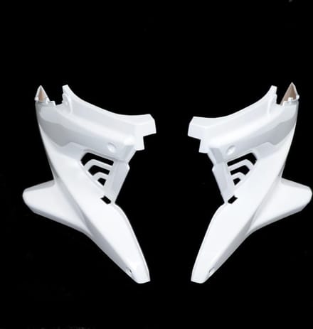 Caches latéraux One pour scooter MBK 50 Nitro blanc brillant Neuf