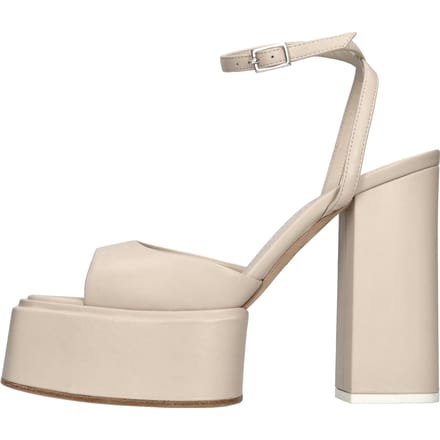 3juin Sandalen Beige