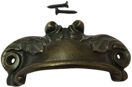 Feathered Cup Pull Handle Antique Brass