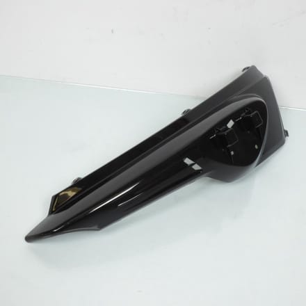 Achterkap rechts P2R voor scooter Yamaha 50 Slider zwart glanzend Nieuw