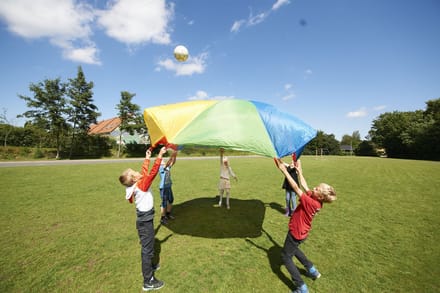 Gonge Parachute 3,5m + Spelboek - Leersysteem - Educatief Speelgoed