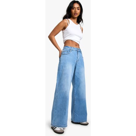 boohoo Dames De Petite Boyfriend Jeans met lage taille | Light Wash | Maat: 6/28L
