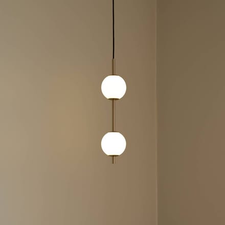 UMAGE LED hanglamp Audrey, messingkleurig, 2-lamps. Ø 12 cm