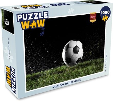 Puzzel Voetbal in het gras - Legpuzzel - Puzzel 1000 stukjes volwassenen