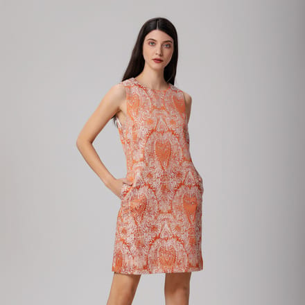 Minimalistische mini-jurk van brokaat