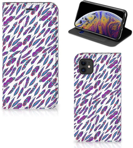 Apple iPhone 11 Hoesje met Magneet Feathers Color