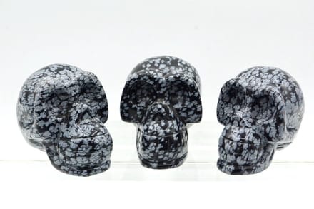 Sneeuwvlokken Obsidiaan edelsteen schedel