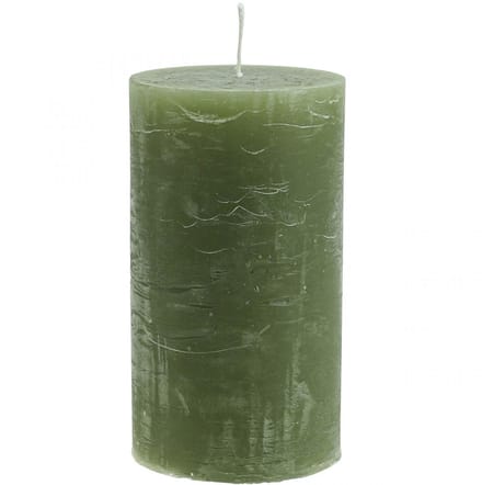 Olijfgroene pilaarkaarsen 85×150mm 2 stuks – Effen gekleurde, gemarmer