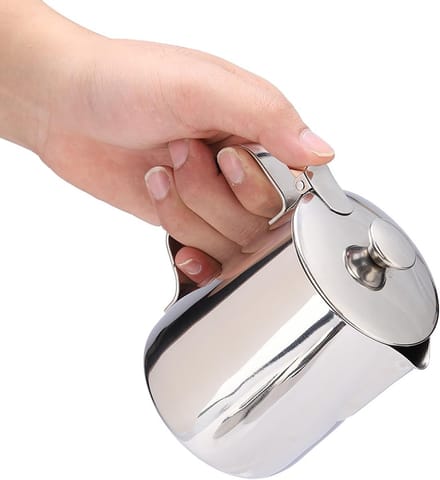 RVS Melkopschuimer met Deksel en Druppeluitloop voor Cappuccino, Latte en Koffie Kunst (600ml)