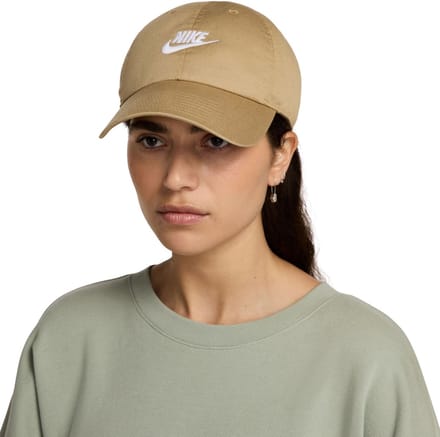 Nike Muts met Klep Club Beige - Maat S/M