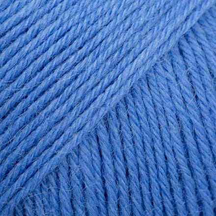 DROPS Fabel Uni Colour - 116 korenbloemblauw - Wol Garen