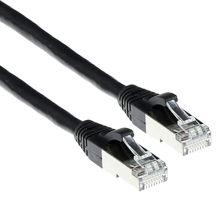 ACT Zwarte 1 meter SFTP CAT6A patchkabel snagless met RJ45 connectoren FB6901