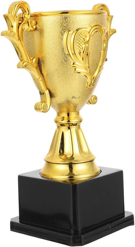 Kindertrofee Plastic - Winstbeker Prijs - Wedstrijden Belonen - Realistisch Ontwerp - 18x8cm - Divers