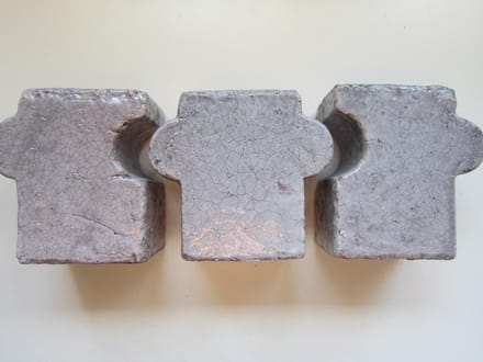 ZoeZo Design - 3 stuks - vaas - vaasjes - set van 3 - aardewerk - puzzelvaas - robuust - stoer - sober - grijs