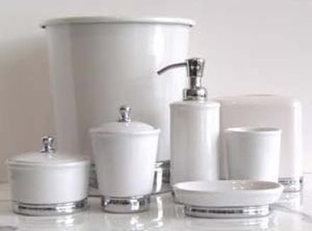 InterDesign badkamerset - afvalemmer en tissuebox - 2 stuks - crèmekleur met chroomaccenten