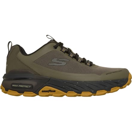 Skechers max protect promote track in de kleur groen.