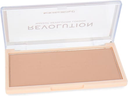 Makeup Revolution Matte Base Pressed Powder - P7 (licht beschadigd doosje)