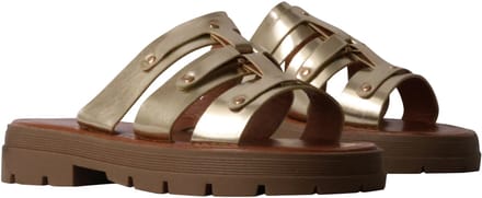 Sandalen om aan te trekken