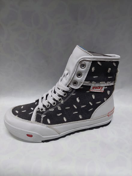 WOLKY 0250 / Dynamic / veterboots / zwart - wit / maat 37