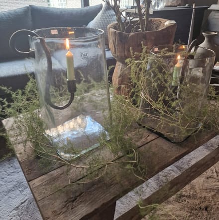PUUR WONEN| WINDLICHT| WINDLICHT FLOR| UNIEK MONDGEBLAZEN|