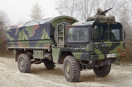 HobbyBoss 85507 – MAN 5t Mil GL 1:35 – Militair Vrachtwagen Bouwpakket