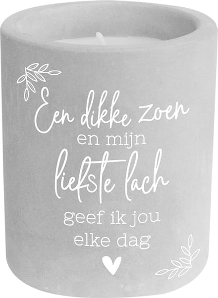 Kaarsje Dikke zoen - 6,5x6,5x8 cm - Cement