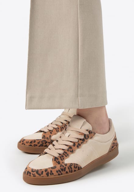 Wittchen Suède Sneakers voor Dames met Contrasterende Bruine en Beige Elementen