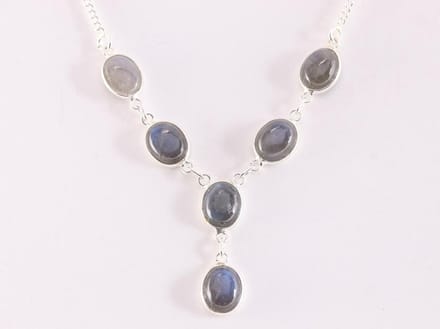 Fijne zilveren ketting met labradoriet