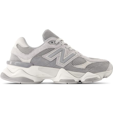 New Balance 9060 Sneakers Dames - Grijs - Maat 36 - Leer