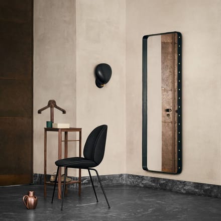 GUBI Cobra Wandlamp Zwart Bekabeld