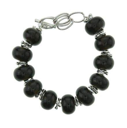 Behave - armband met zwarte glaskralen - stijlvol accent bij avondlooks
