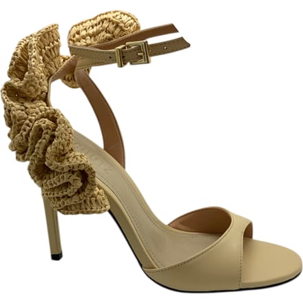 Zandhak 11cm Vrouw Schutz met weefselaccessoires
