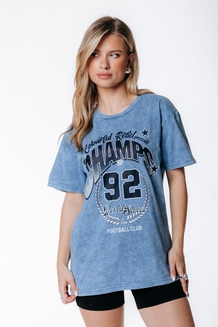 Colourful Rebel Champs 92 Washed Loosefit Tee - S