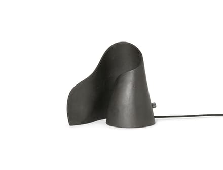 Ferm Living - Oyster Tafellamp - zwart