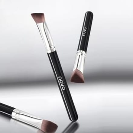 NOVO - Triangle Iron Highlighting Brush Black