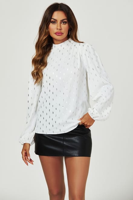 Zilverfolie top met lange mouwen en hoge hals in wit
