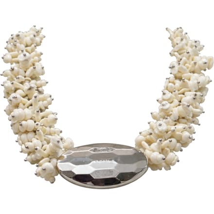 dames ketting Liviana Conti met hoorns