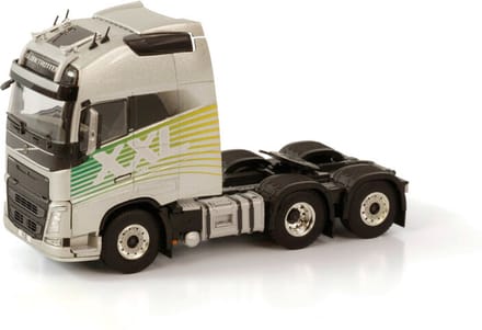Volvo FH4 Globetrotter XXL 6x2 Tag Axle - 1:50 - WSI Models